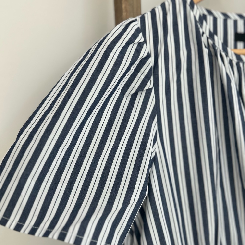 Quince 100% Organic Cotton Poplin Tiered
Maxi Dress Hudson Stripe Small NWT - Picture 5 of 13